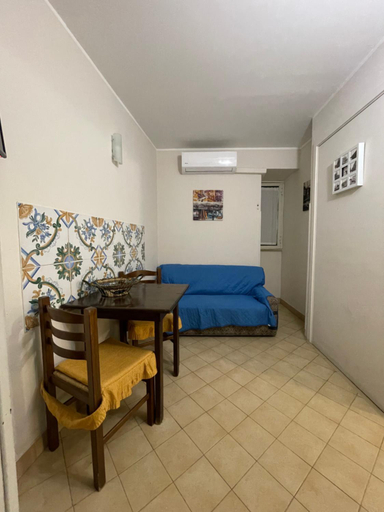 Bedroom, Normanni Central House, Palermo