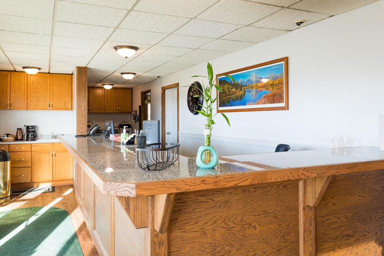 Public Area 2, Motel 8 Rock Springs, Sweetwater