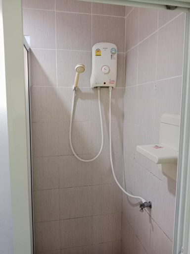 Bathroom 4, Rimpu Hill Resort, Sattahip
