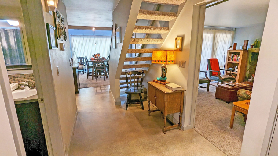 Interior 4, Mt View Lodge 36 2 Bedroom Condo, Deschutes