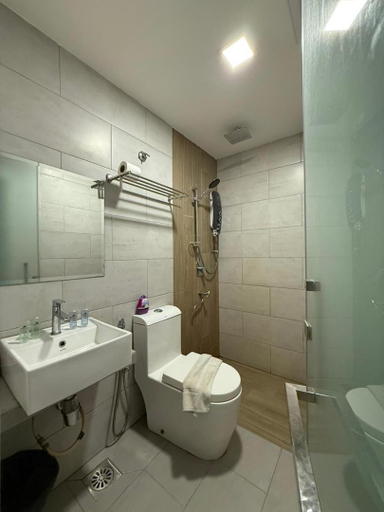 Bathroom 4, Rest and Comfort Boutique Hotel (RAC), Kuala Terengganu
