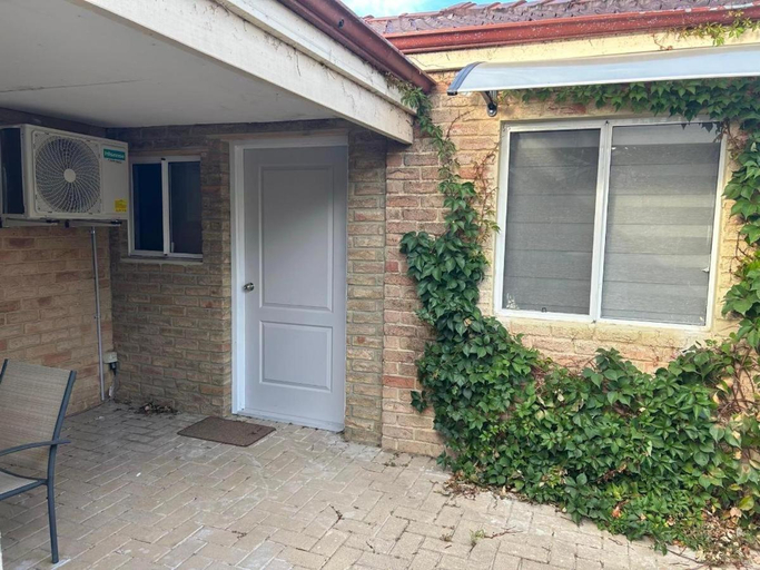 4, Lovely granny flat, Perth