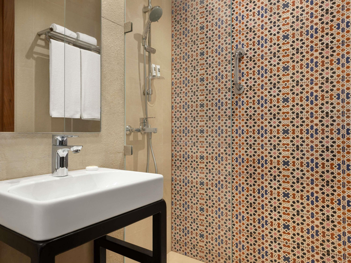 Bathroom 5, ibis Styles Dubai Gold District, Dubai