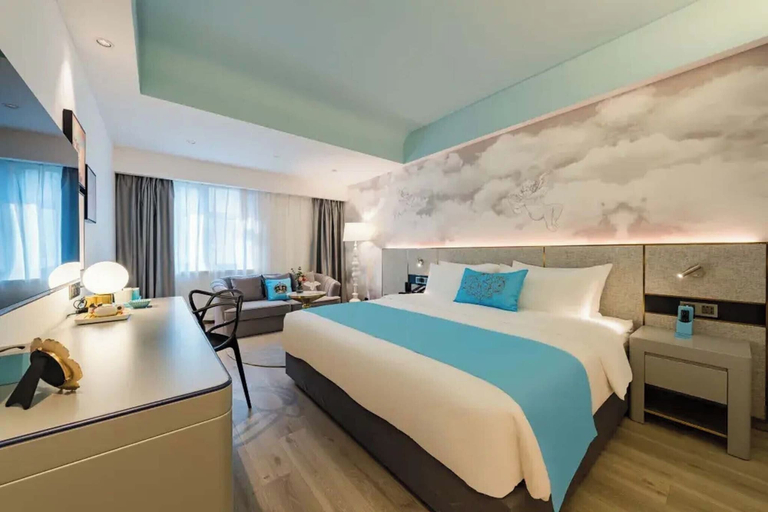 Bedroom 2, Shanghai Lujiazui BaBaiBan LANOU Hotel, Shanghai