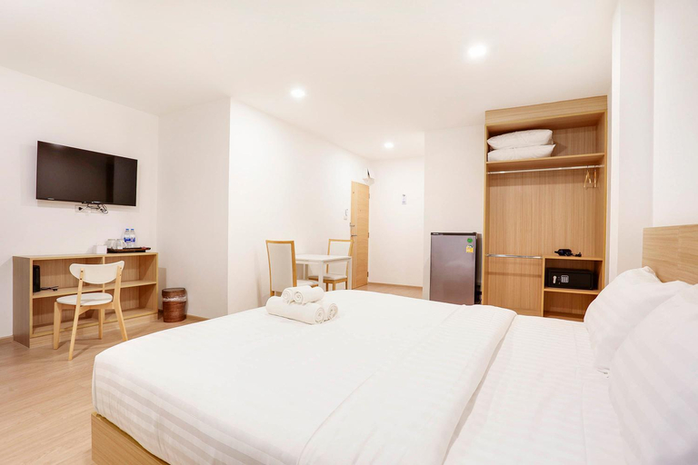 Bedroom 2, TAKKA Hotel, Bang Na