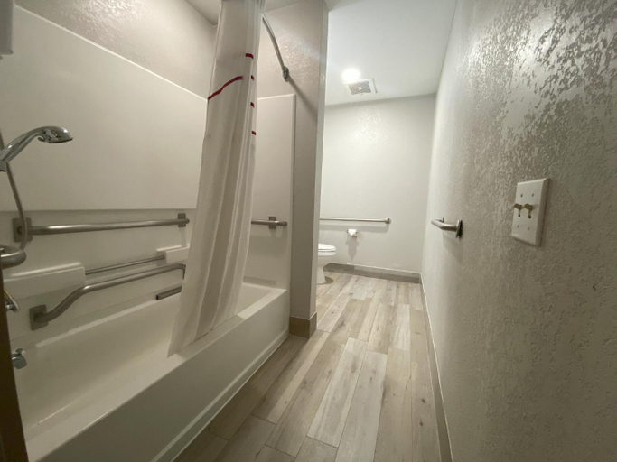 Bathroom 4, Red Roof Inn Winston-Salem, Forsyth