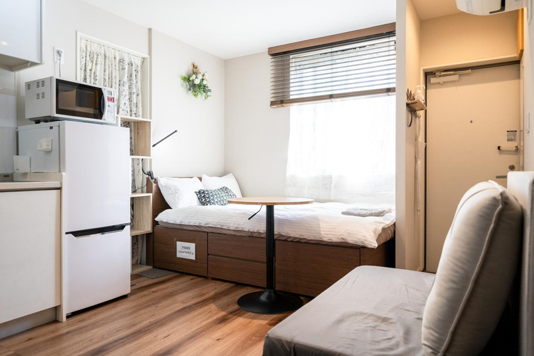 Bedroom 2, Fully equipped, luxury home with car parking, Meguro