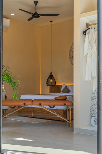 Bedroom 3, Villa Seabel : Chic 2BR Tropical Getaway in Seseh, Close to Beach, Badung
