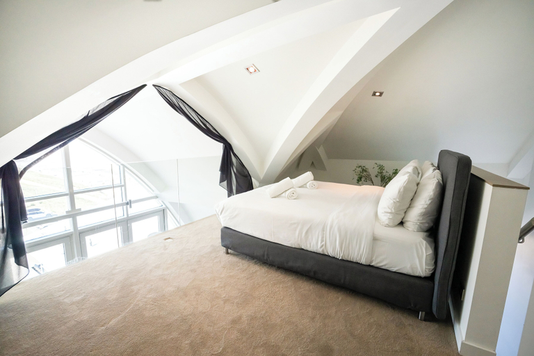 Bedroom 2, Poort Beach Boutique Apartments, Bloemendaal
