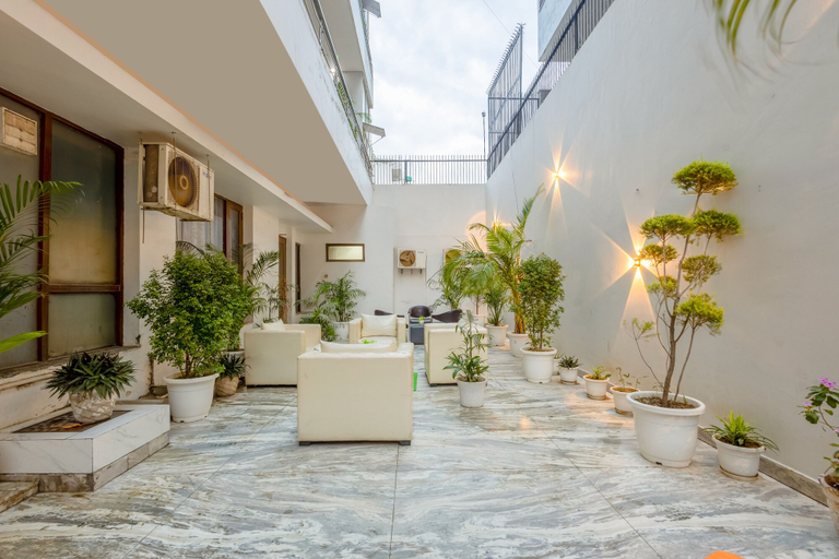 Living area 3, Hotel Ashiyana Elite, Gurgaon