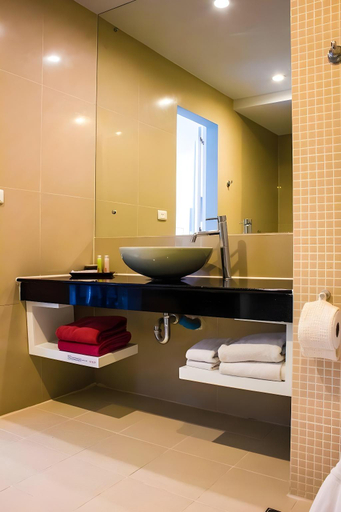 Bathroom 5, Arinara Beach Resort Phuket, Phuket Island