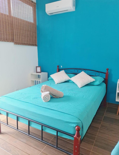 Bedroom 2, The Corner Hostel, Antón