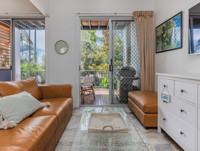 Living area, Dreamtime Dune Studio, Tweed Heads