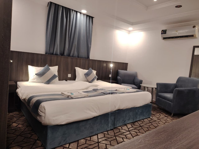 Room 4, alawaleen haya hotel, Makkah