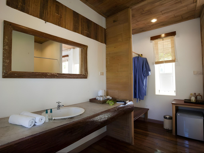 Bathroom 4, Koh Tao Hillside Resort, Ko Phangan