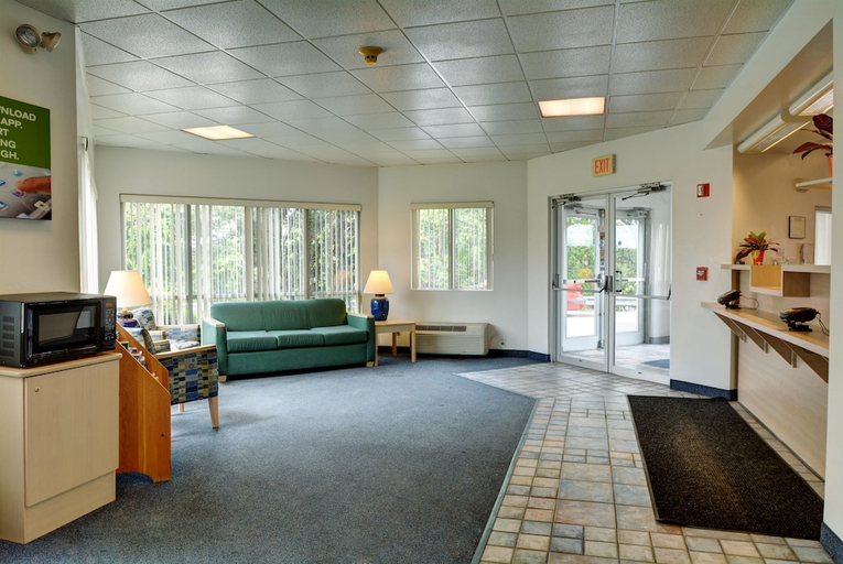 Others 2, Motel6 Warwick, RI - Providence Airport - I-95, Kent