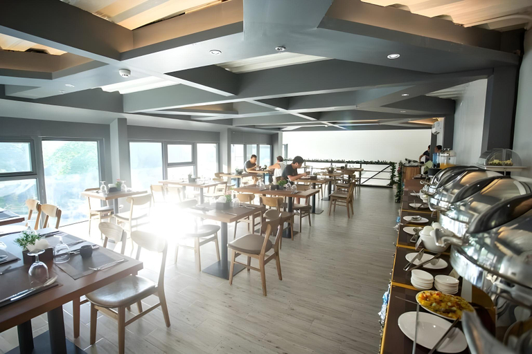 Food & Drinks 3, Vienna Hotel, Coron
