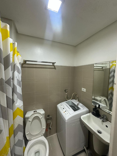 Bathroom 4, Shore  Residences Near MOA, Pasay City