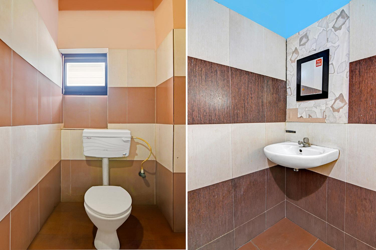 Bathroom 4, Goroomgo Relyef Inn Kolkata, North 24 Parganas