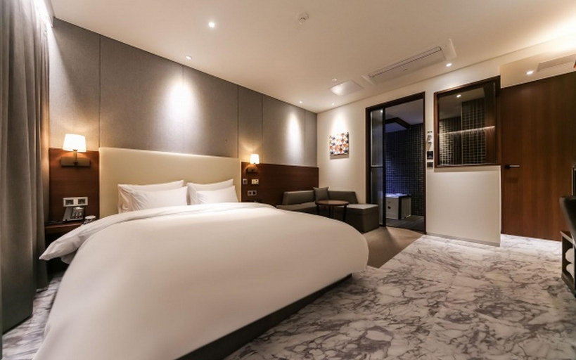 Bedroom 3, Changwon Masan Brooks Hotel, Masan
