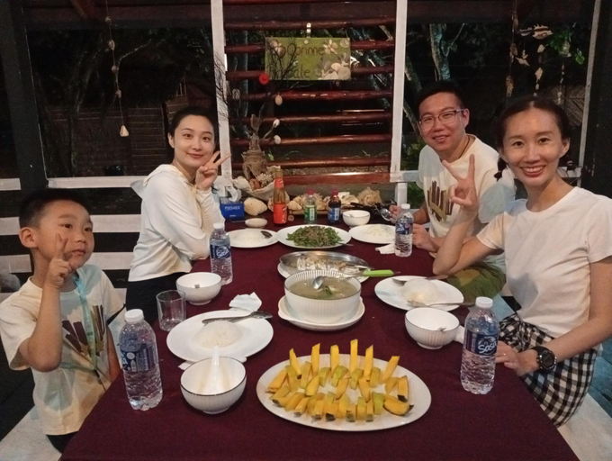 Food & Drinks 3, Tammoyo Place, Kudat