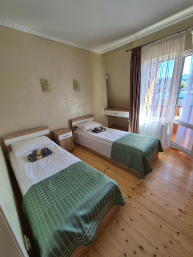 Bedroom 2, Садиба Святослав, Drohobyts'kyi