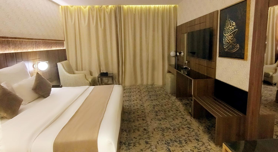 Bedroom 2, Sama Al Madinah Hotel, Al Madinah Al Munawwarah