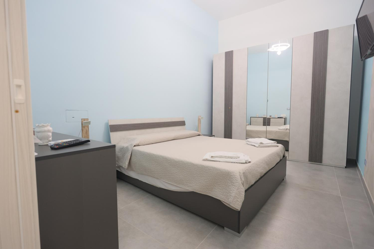 Bedroom 2, Sikelia Apartment, Agrigento