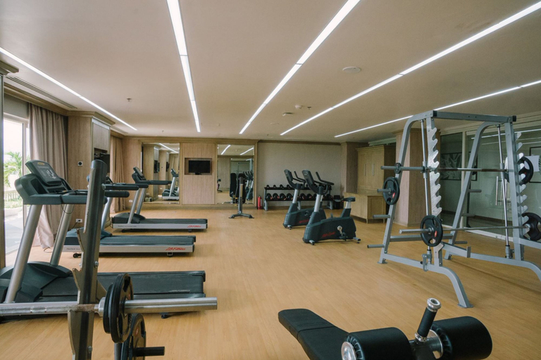 Gym, MCollection - Scenic Tagaytay Getaway with Taal Views, Laurel