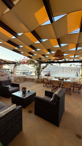 Food & Drinks 4, Atlazia Suites, South Aegean