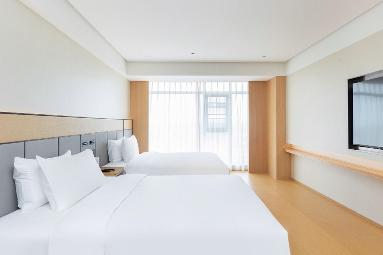 Bedroom 2, JI Hotel Chengdu Qingbaijiang Dagang, Chengdu