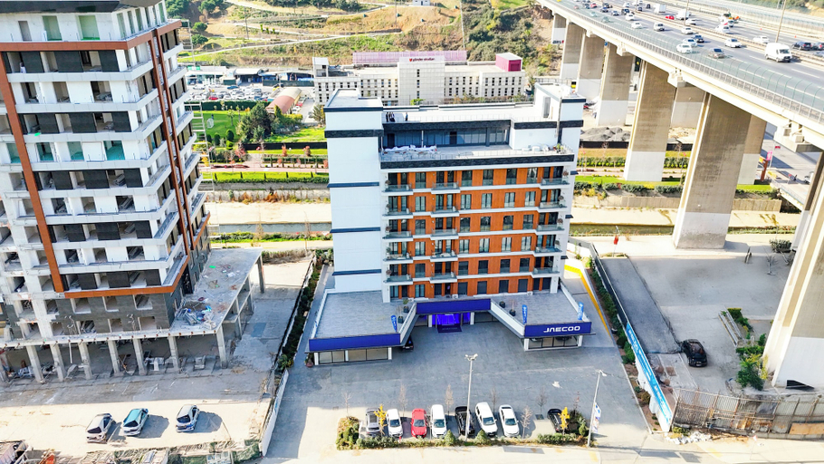 Primary image