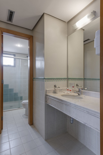 Bathroom 2, Hotel Monreale Plus Guarulhos International Airport, Guarulhos
