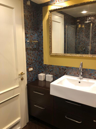 Bathroom 3, Residence Palazzo Odoni, Venezia