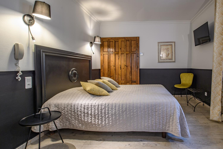 Bedroom 2, Les Florets, Vaucluse