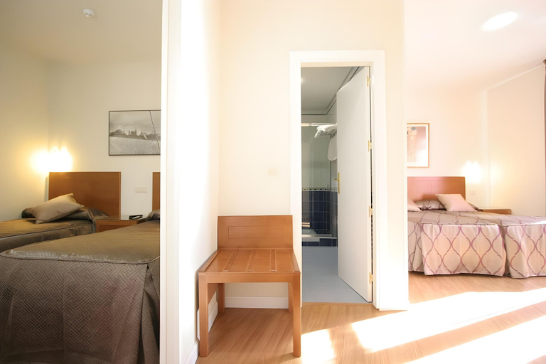 Bedroom 3, Rincon de Gran Via, Madrid