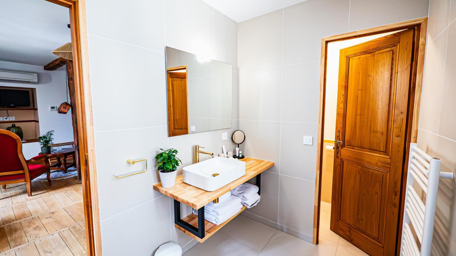 Bathroom 3, Chateau Hotel La Terrasse - Teritoria, Lot