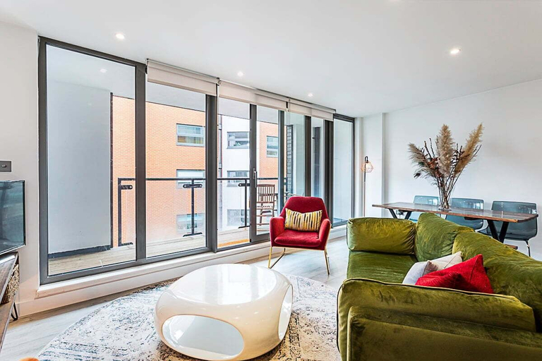 Others 4, Duplex Two-bed Apartment Near Tower Bridge, London