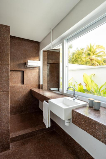 Bathroom 5, Auka Boipeba, Cairu