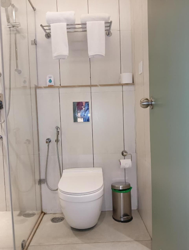 Bathroom 3, Spektrum Hotel Bengaluru Airport, Bangalore Rural