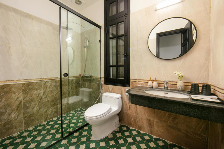Bathroom 4, Old Quarter Charm Hotel, Hoàn Kiếm