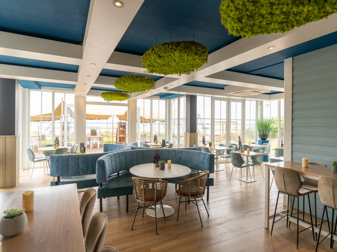 Food & Drinks 3, Villa in Cape Helius with Garden Terrace, Hellevoetsluis