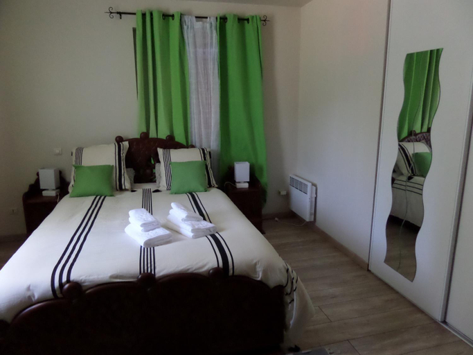Facilities 4, Chambre d'hotes ronquer, Gironde