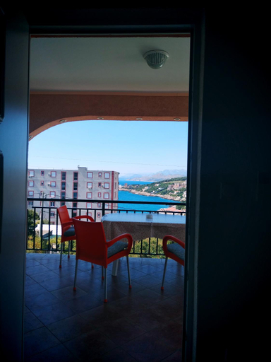 Others 1, Apartmani LJUBICA