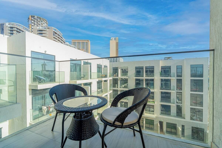 Balcony, Luxurious with Nature & 5 Star Amenities, Dubai