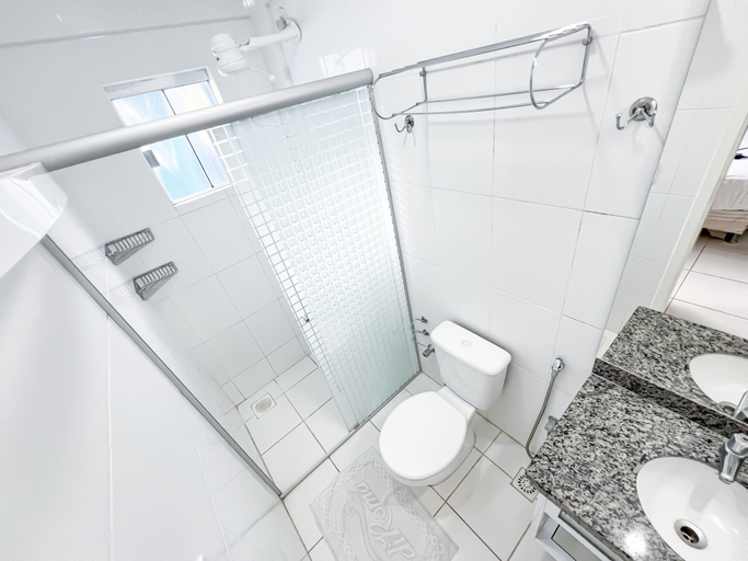 Bathroom 5, DiRoma Lacqua I - Direto com o Grupo DiRoma - acesso ao Acqua Park com café da manhã, Caldas Novas