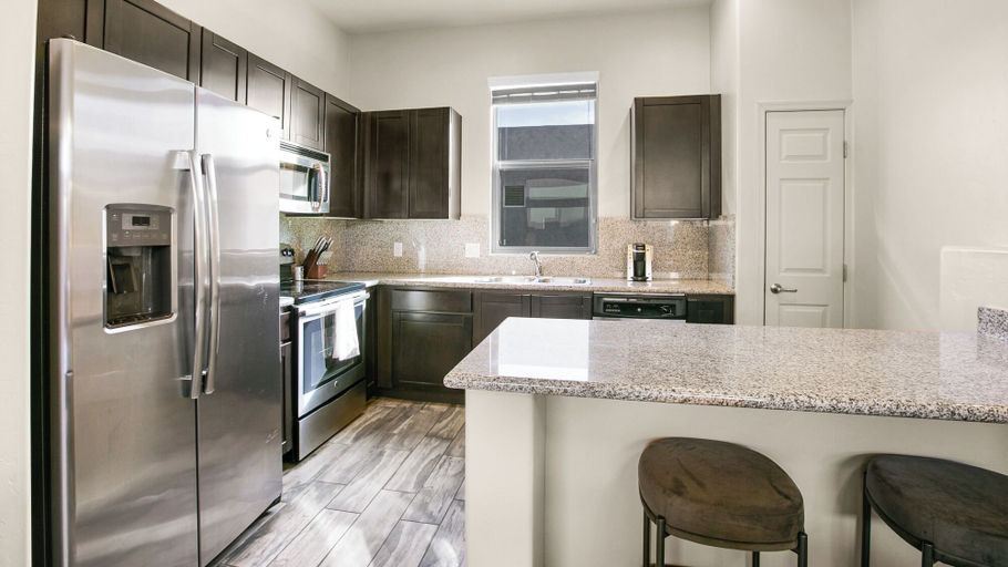 Private kitchen 2, Landing Apartments Charlotte - Mallard Creek, Mecklenburg