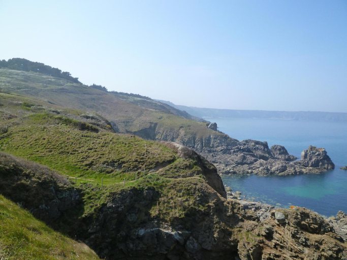 Surrounding environment 4, Modern semi-detached house with terrace, Saint-Quay-Portrieux, Côtes-d'Armor
