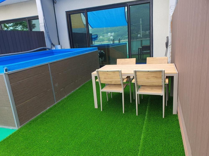 Others 3, Theview Poolvilla Pension, Geoje