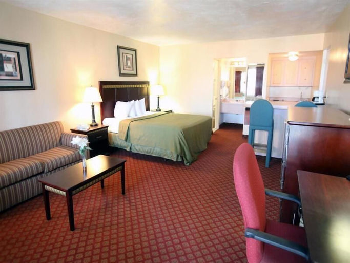 Bedroom 3, Ramada by Wyndham Yuma, Yuma